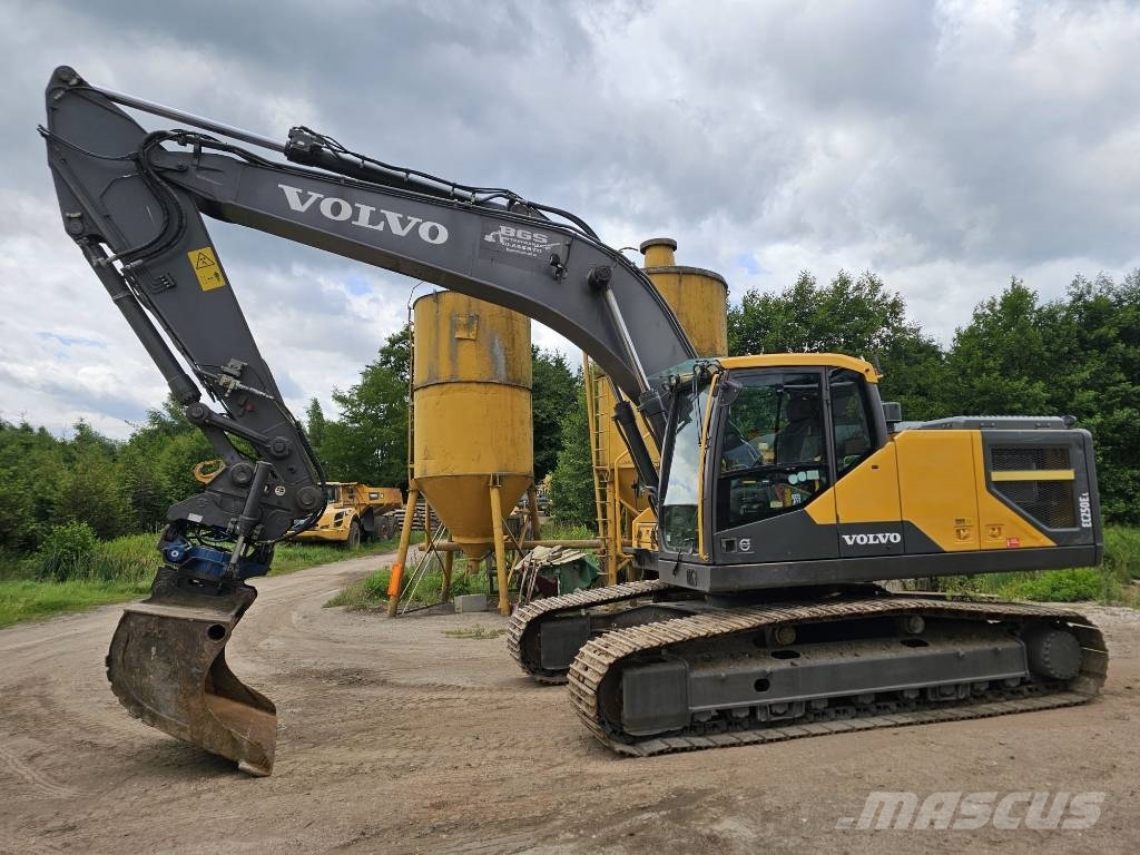 Volvo EC250EL / ec300el Paletli ekskavatörler