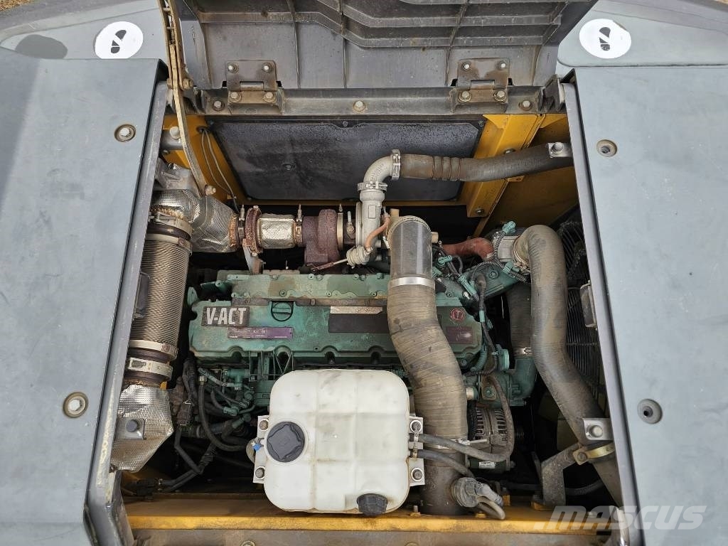 Volvo EC250EL / ec300el Paletli ekskavatörler