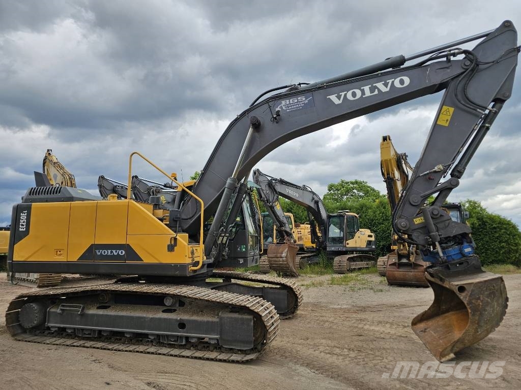 Volvo EC250EL / ec300el Paletli ekskavatörler