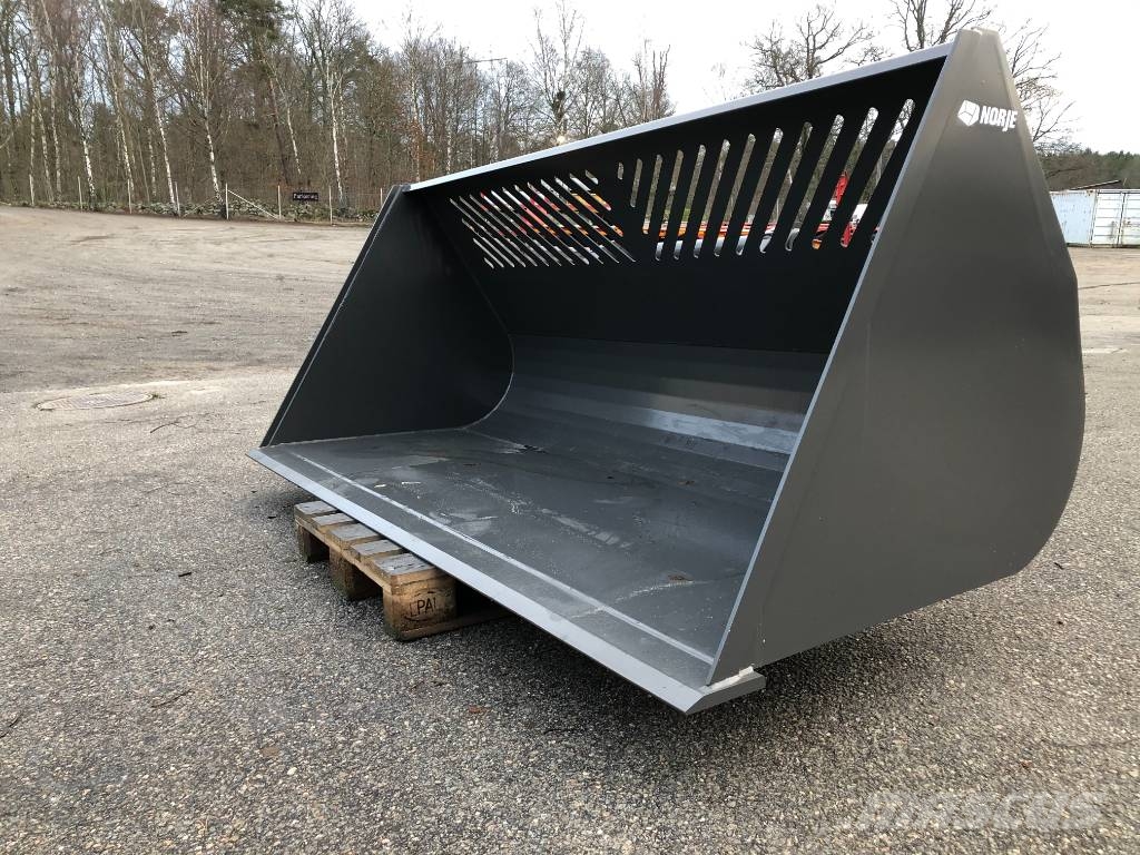 Norje Universalskopa 2500mm med valfritt fäste Cucharones