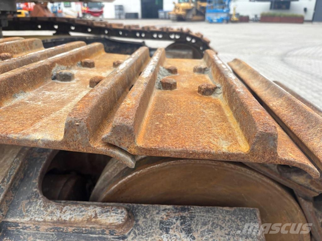 CAT 330-07C Pásové rýpadlá