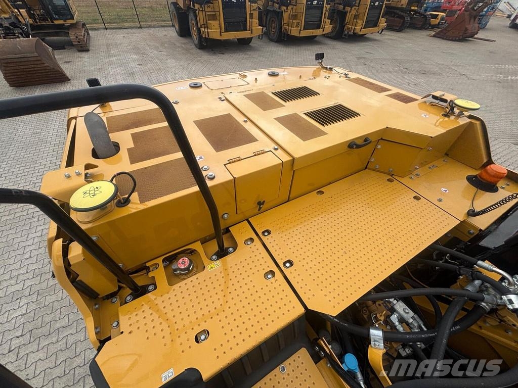 CAT 330-07C Pásové rýpadlá