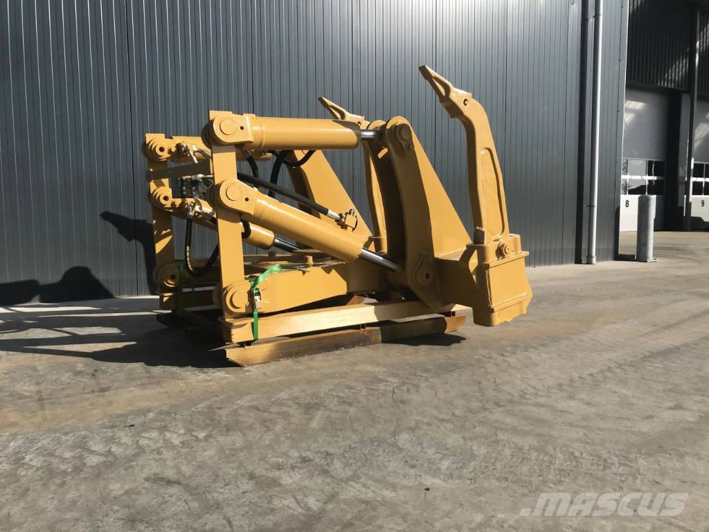 CAT D7E Rozrývače