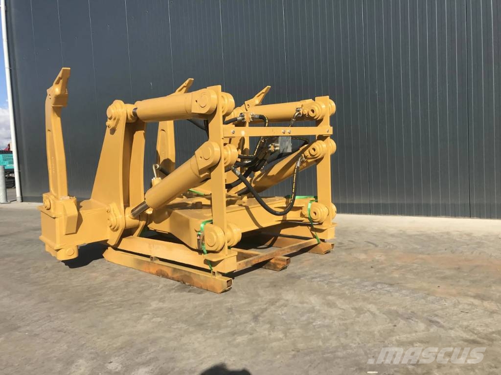 CAT D7E Rozrývače