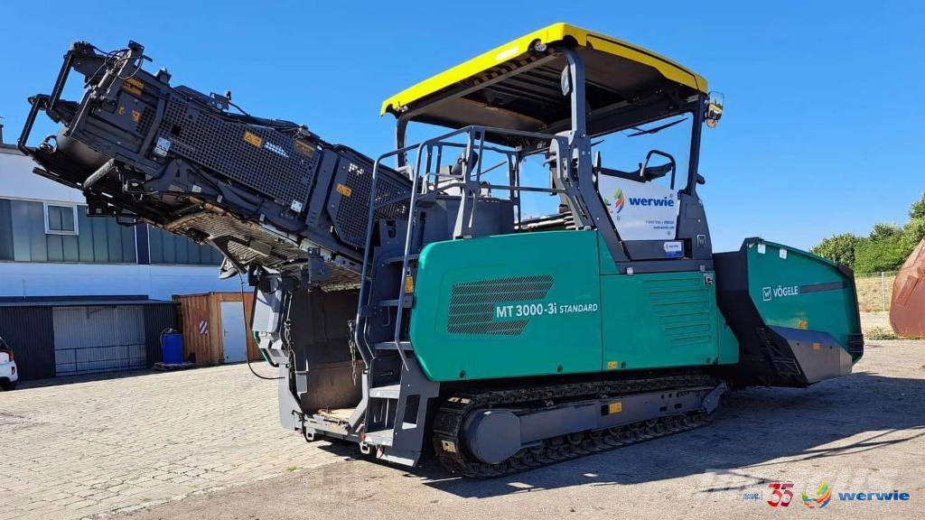 Vögele MT 3000-3i MTV (Material transport vehicle)