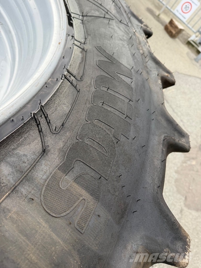 Mitas 650/65 R42 Gume, kotači i naplatci