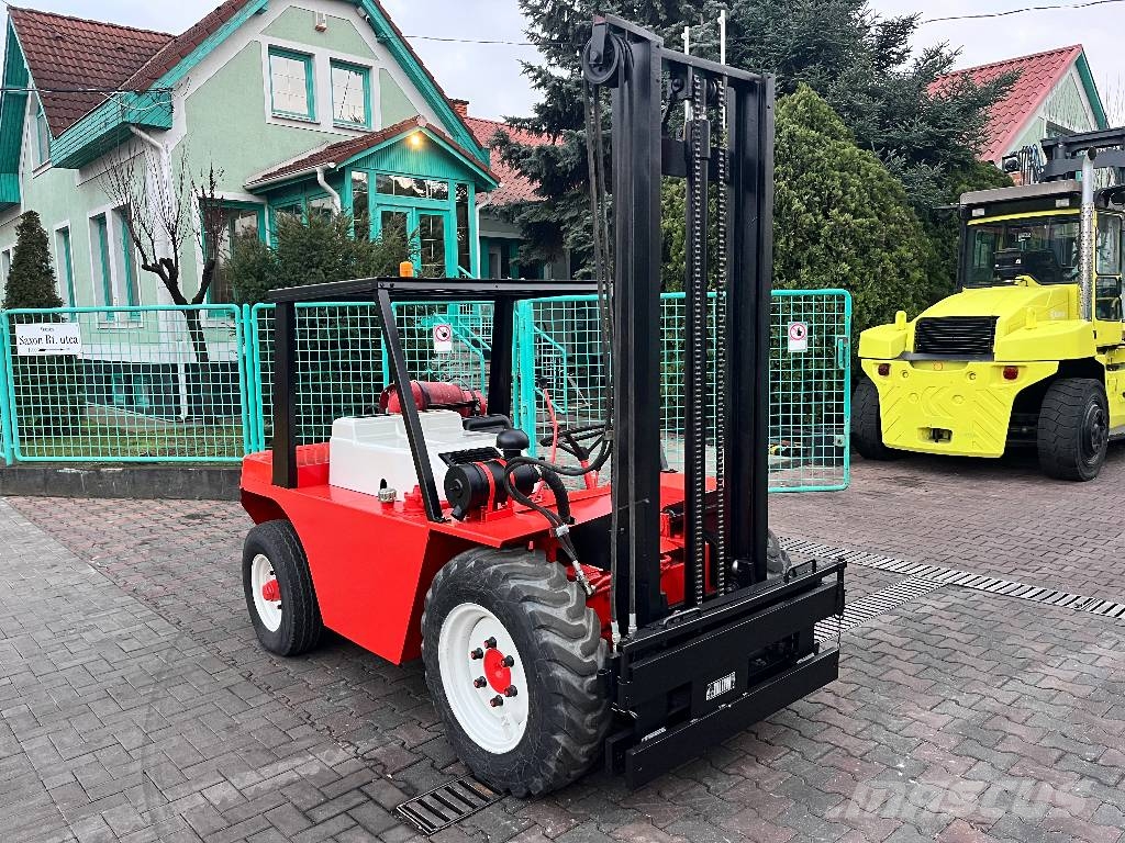 Manitou MC20AM 2WD V-4124 IO Камиони за херавни местности