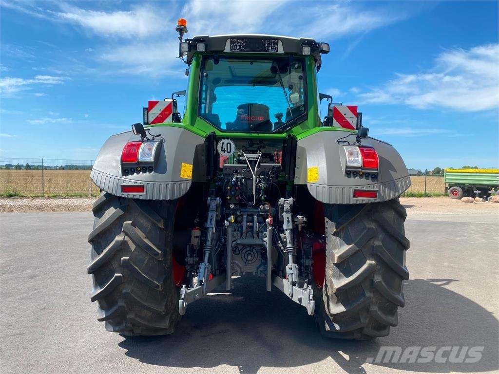 Fendt Vario 826 Tratores Agrícolas usados