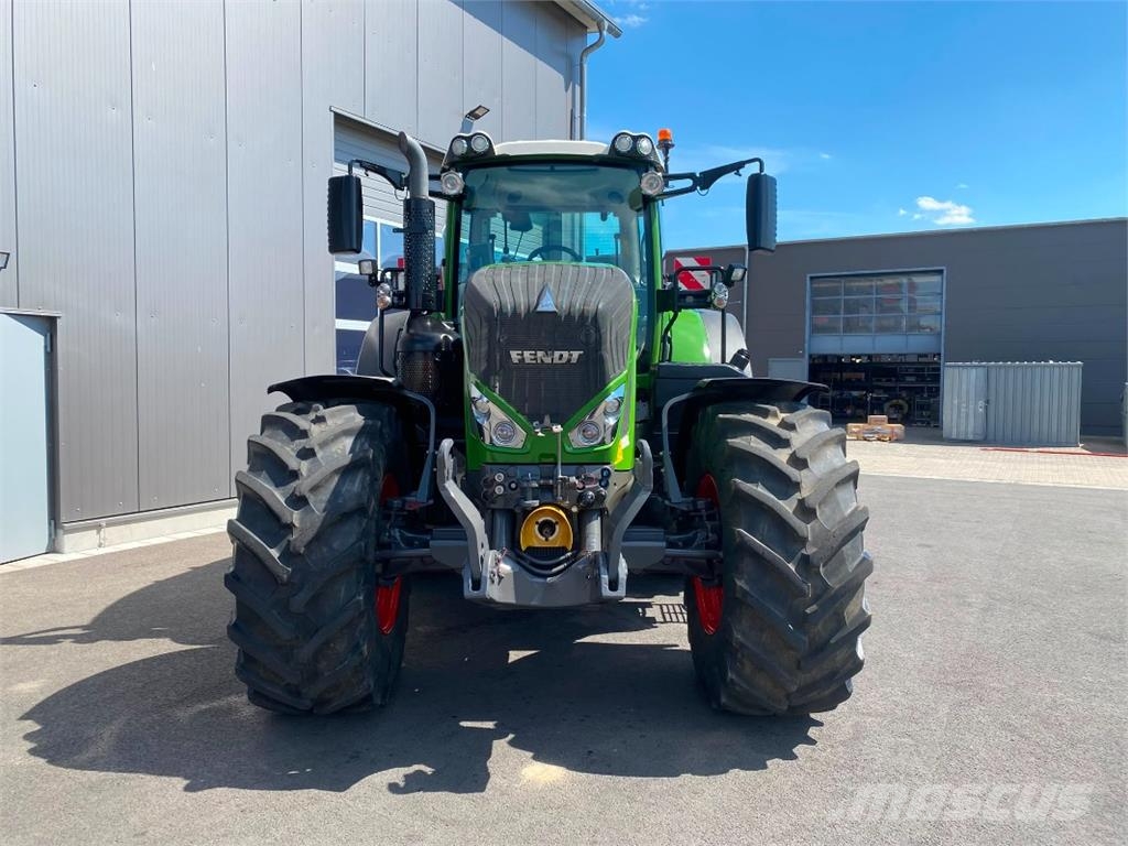 Fendt Vario 826 Tratores Agrícolas usados
