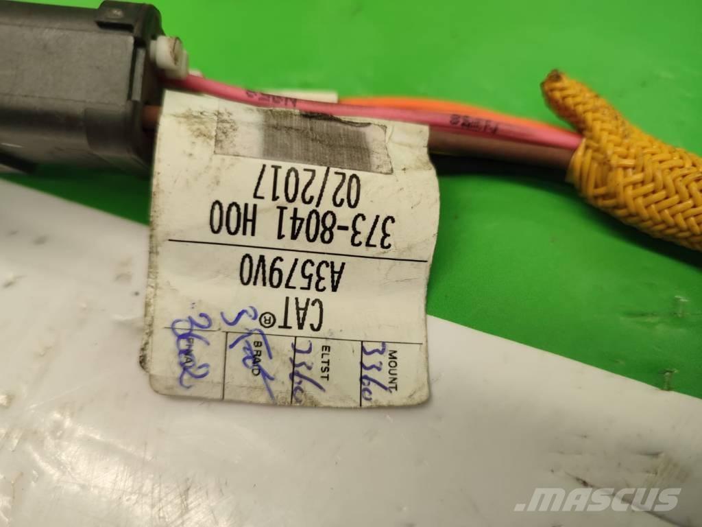 CAT D5R Antenna Cable Harness 373-8041 Chasís
