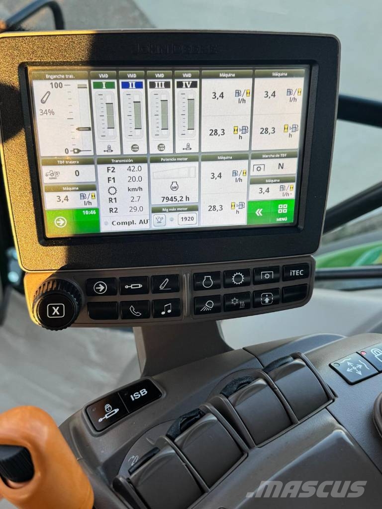 John Deere 6135R Traktorit