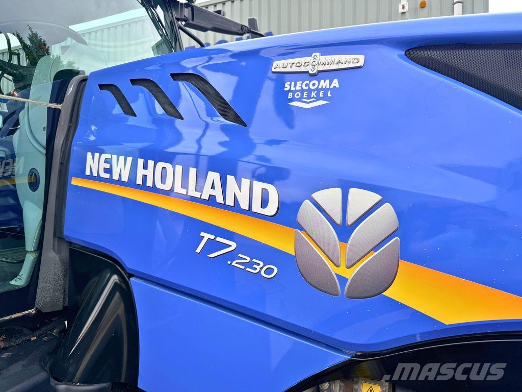 New Holland T7.230 AC MY18 T4B Tractores