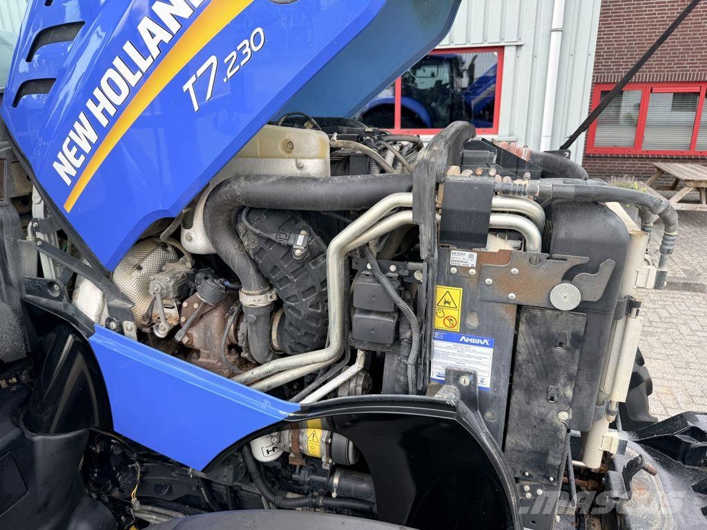 New Holland T7.230 AC MY18 T4B Tractores