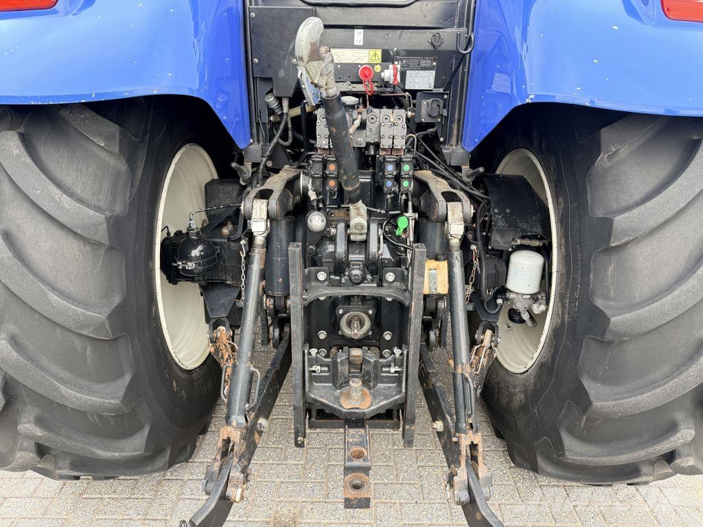 New Holland T7.230 AC MY18 T4B Tractores