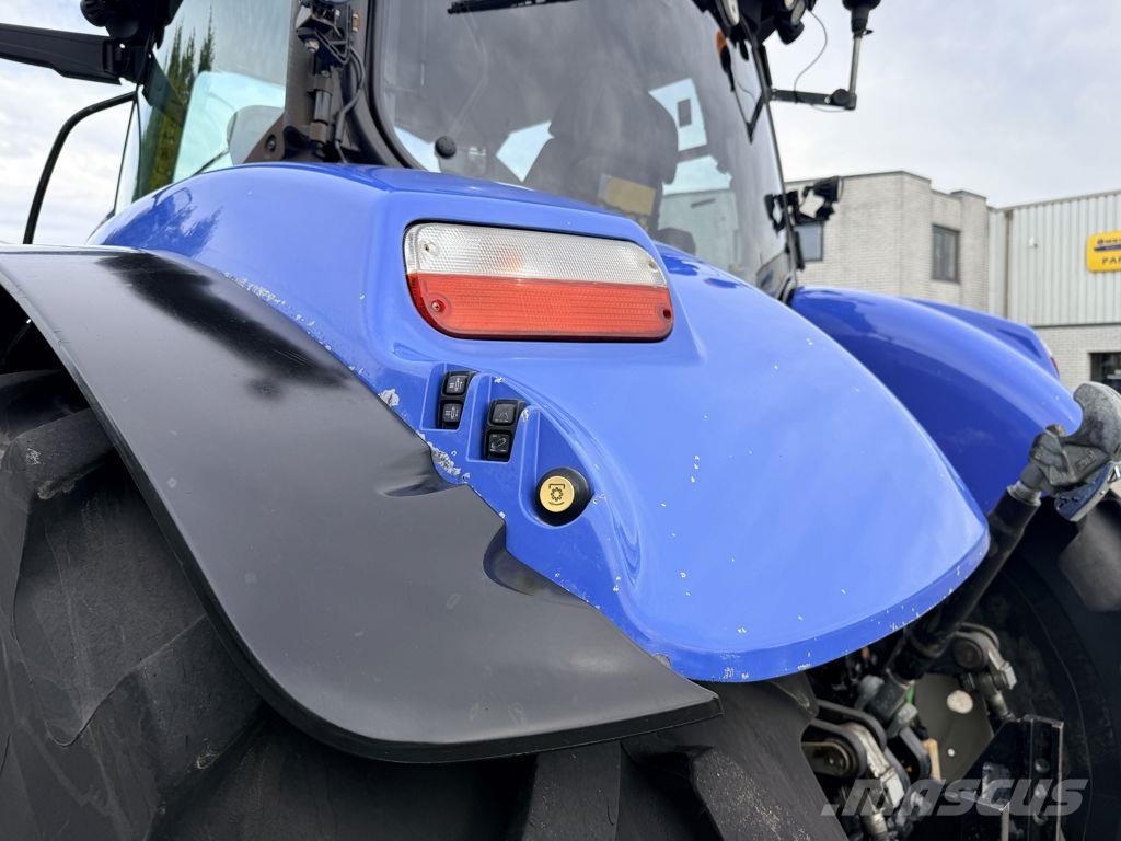 New Holland T7.230 AC MY18 T4B Tractores