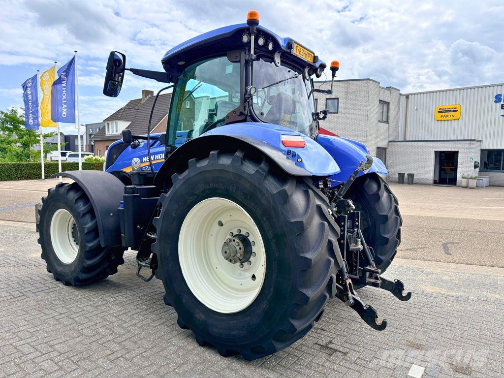 New Holland T7.230 AC MY18 T4B Tractores