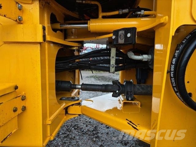 JCB 416 HT Kolesni nakladalci