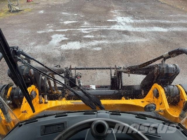 JCB 416 HT Kolesni nakladalci