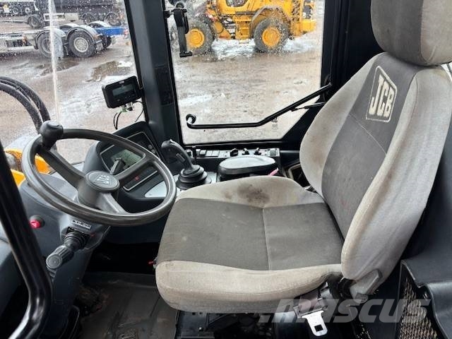 JCB 416 HT Kolesni nakladalci