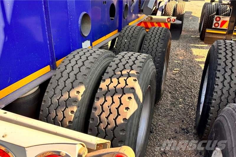 Afrit 18m³ Interlink Side Tipper Trailer Otros camiones