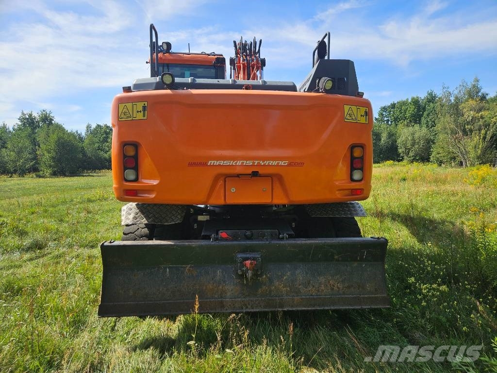 Doosan DX 160 W Ekskavatori uz riteņiem
