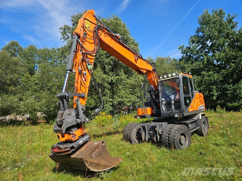 Doosan DX 160 W Ekskavatori uz riteņiem