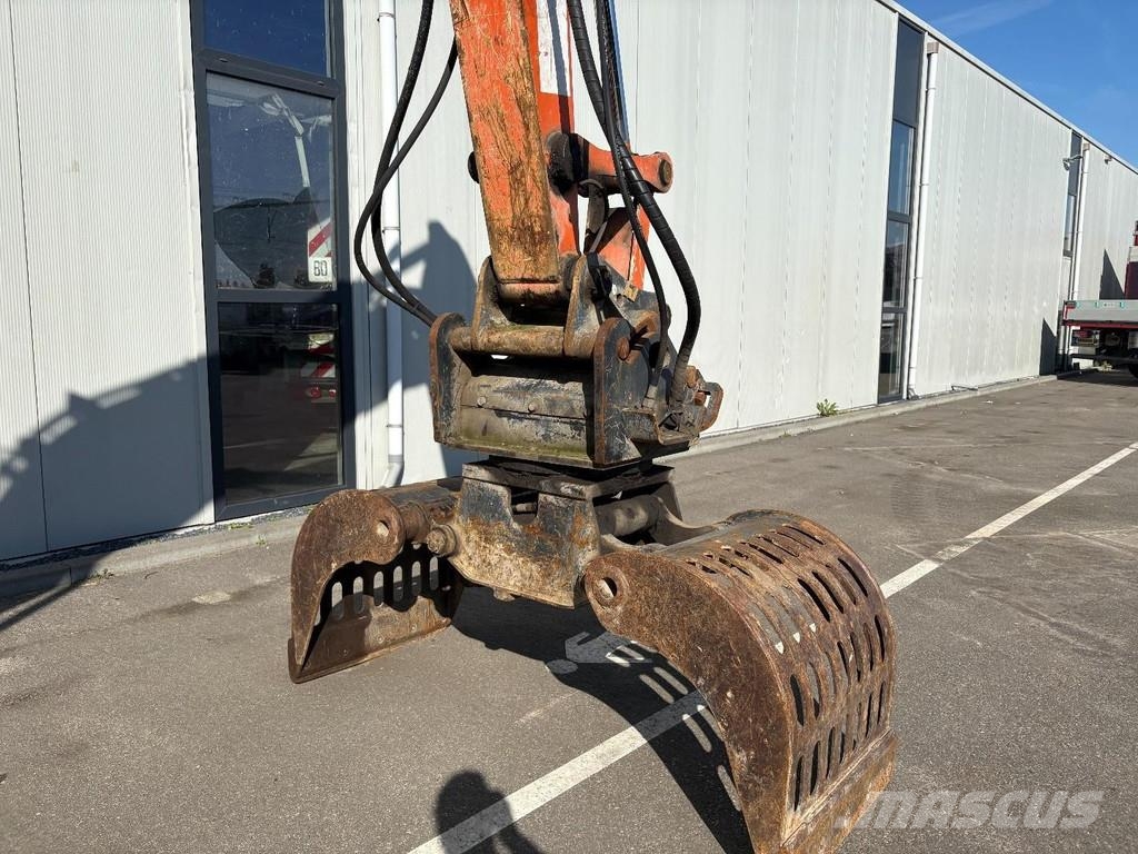 Etec 813 + 5979 HR + BASKET 3rd function + EXCAVATOR 特殊挖土機/掘鑿機/挖掘機