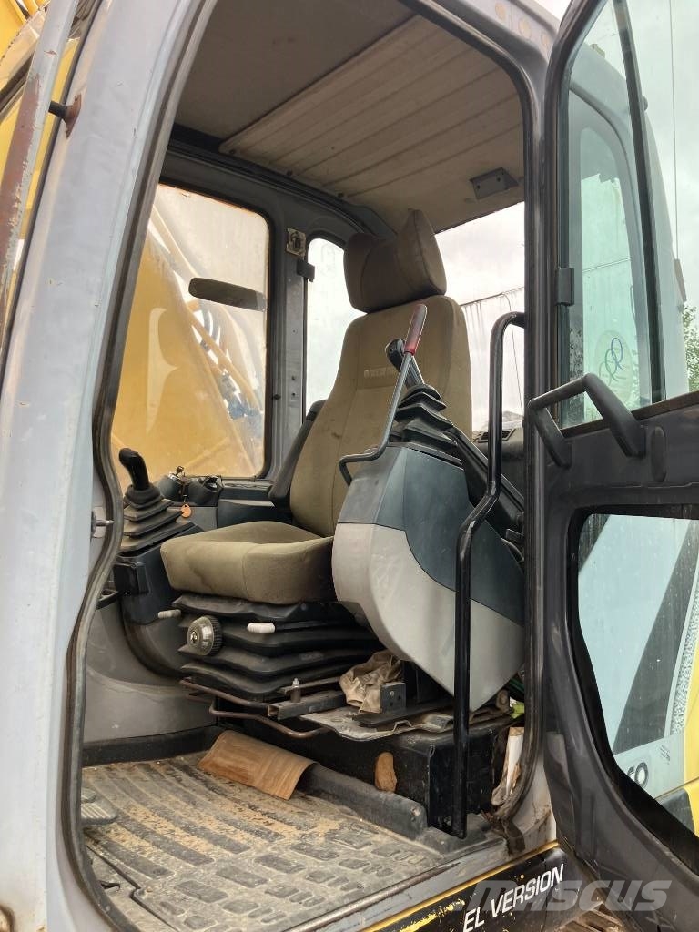New Holland E 215 B Bagri goseničarji