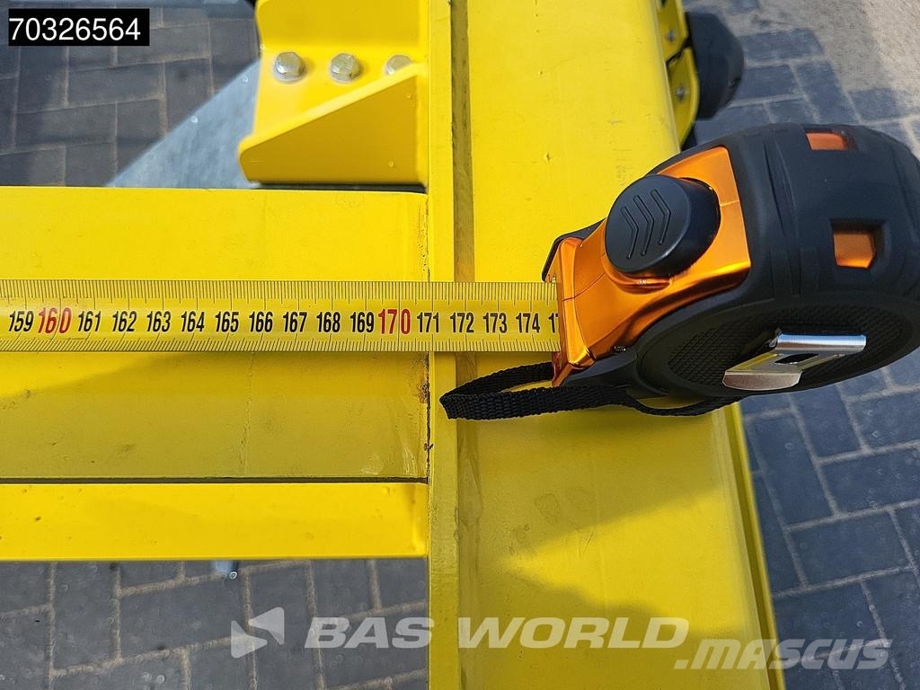 Orthaus CGS (Euro Slider 500) 3 axles Multi 45ft Lift Axle Semirremolques portacontenedores