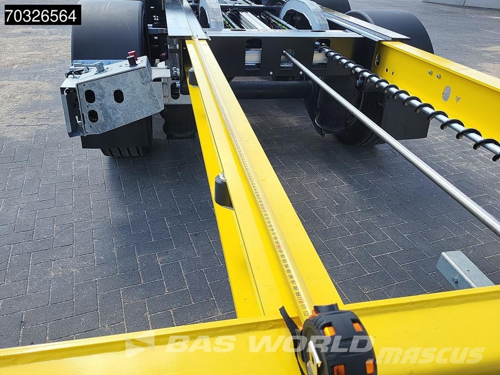 Orthaus CGS (Euro Slider 500) 3 axles Multi 45ft Lift Axle Containerchassis