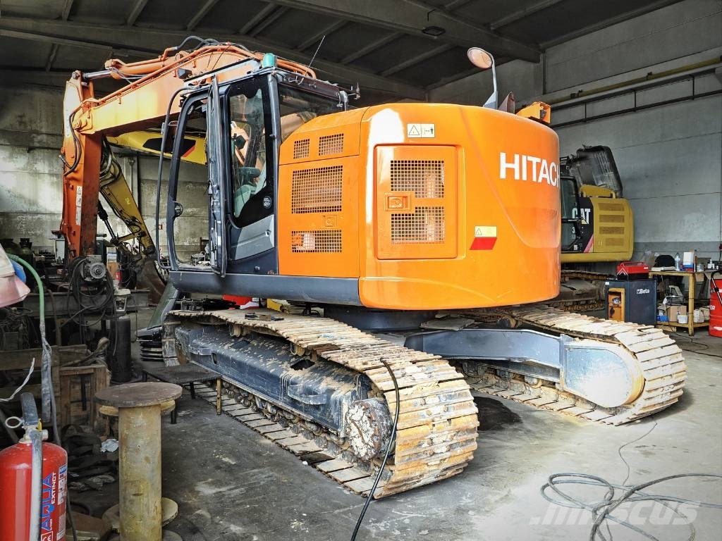 Hitachi Zaxis 225 US LC Верижен екскаватор