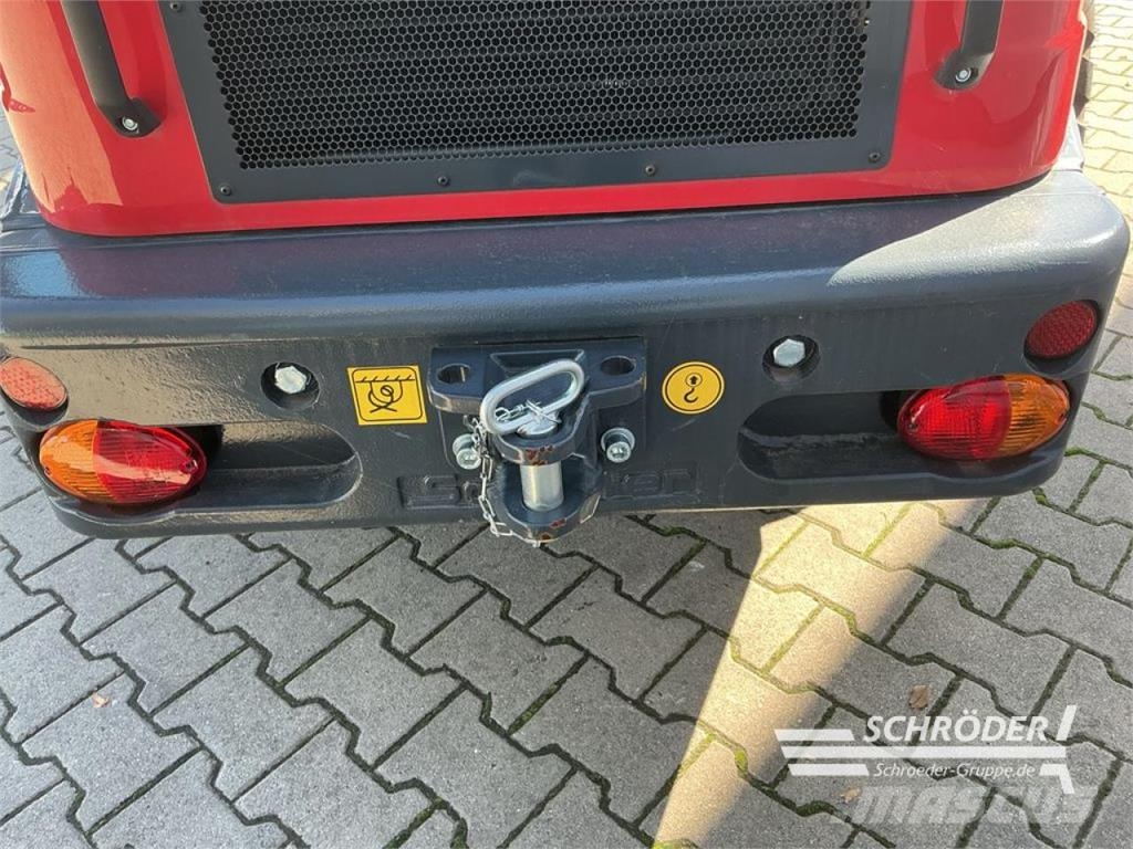Schäffer 4670 Z-2 Pyöräkuormaajat