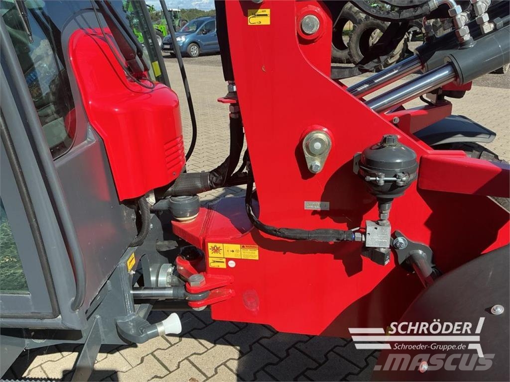 Schäffer 4670 Z-2 Pyöräkuormaajat