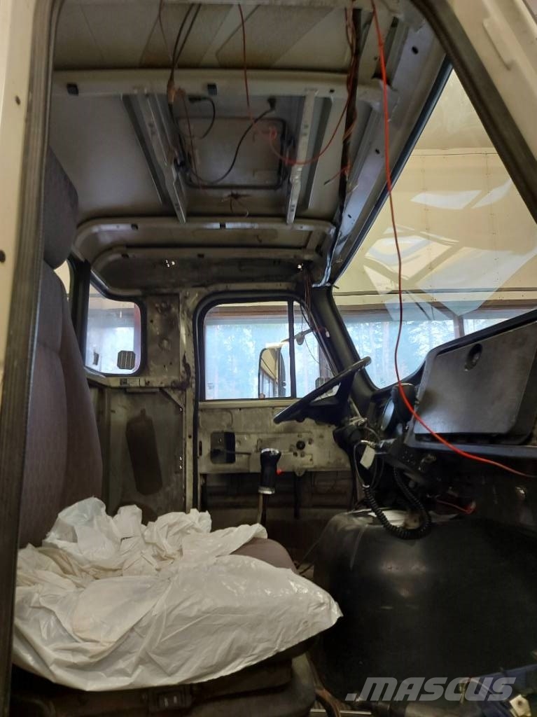 Volvo N12 6x4 Kiperi kamioni