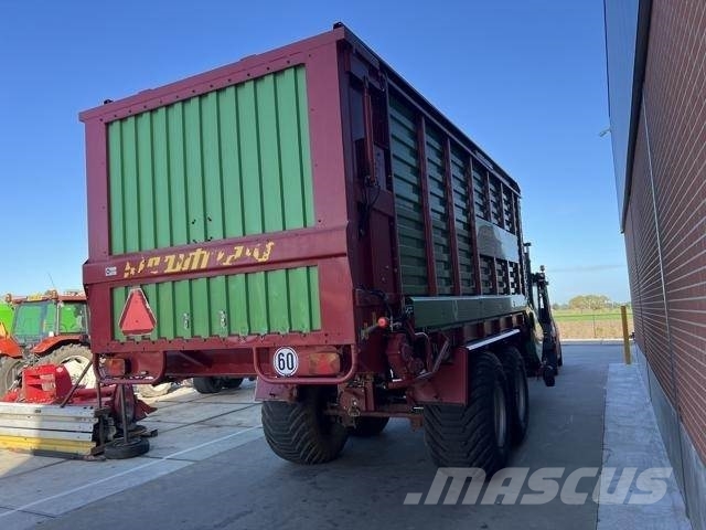 Strautmann Giga Vitesse 3 plus 自动装载拖车