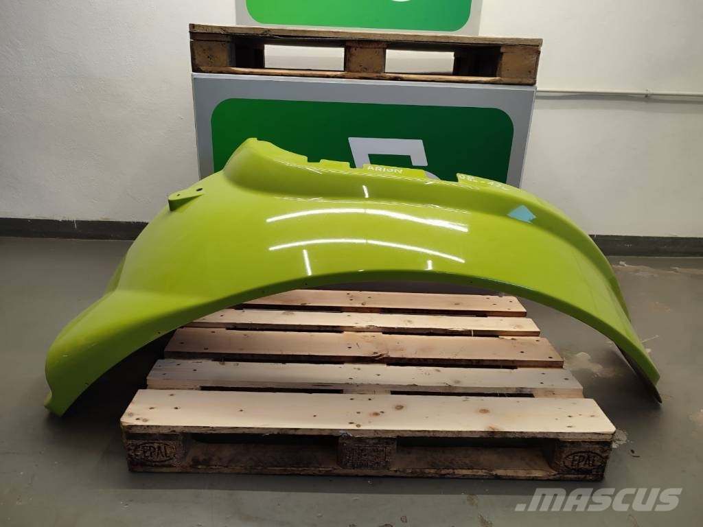 CLAAS ARION right rear fender Шасі