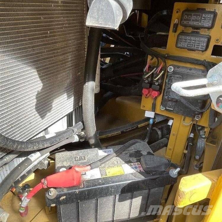 CAT 310 Lánctalpas kotrók
