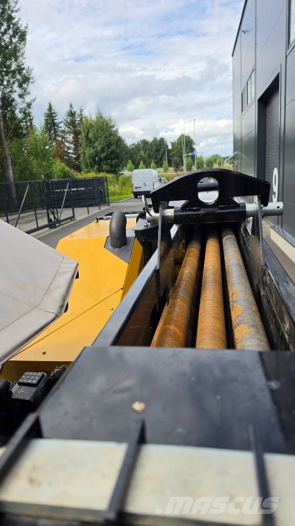Vermeer D 23x30 DR III Horizontal Directional Drilling Equipment