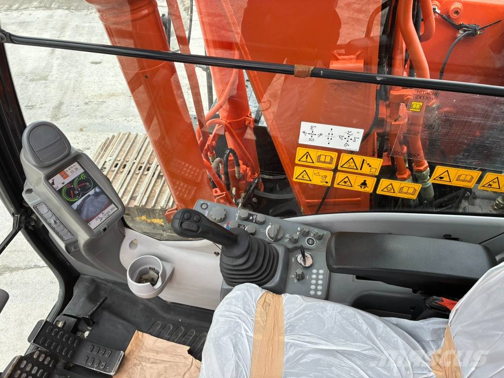 Hitachi ZX130-6 Crawler excavators