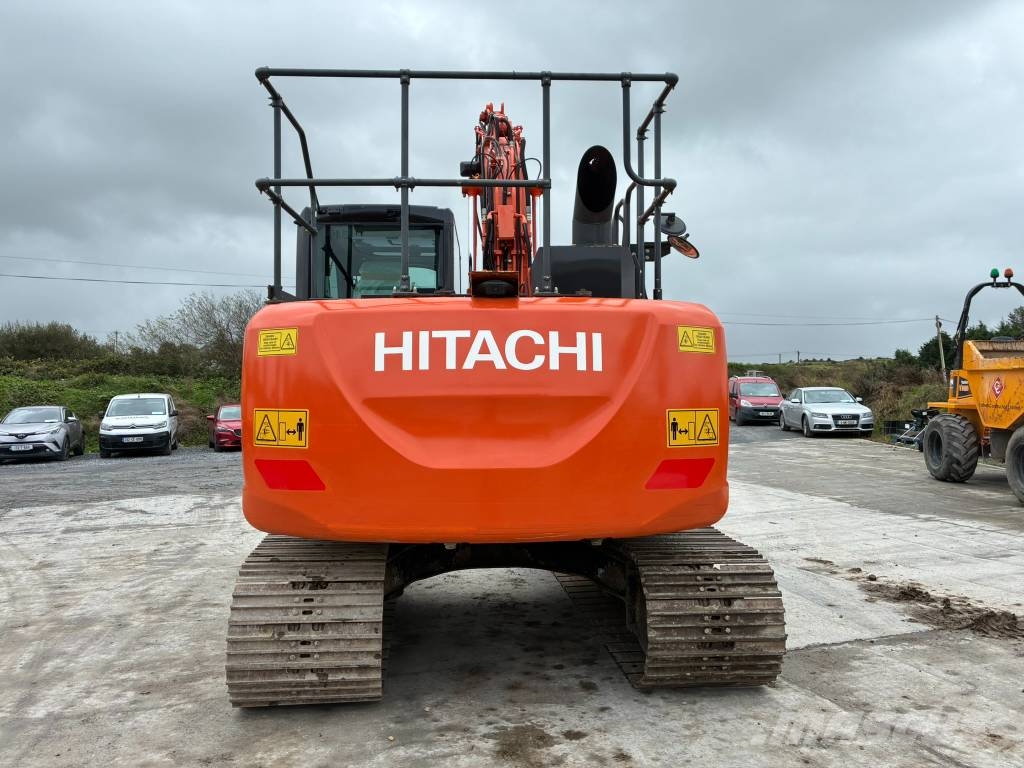 Hitachi ZX130-6 Crawler excavators
