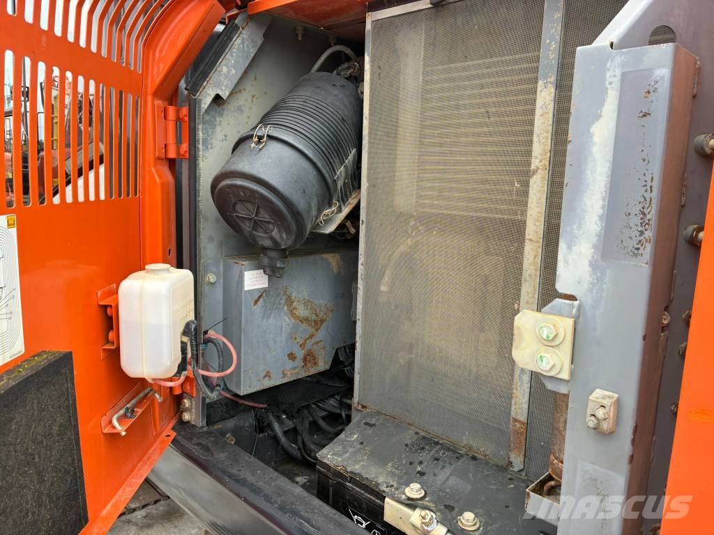 Hitachi ZX130-6 Crawler excavators