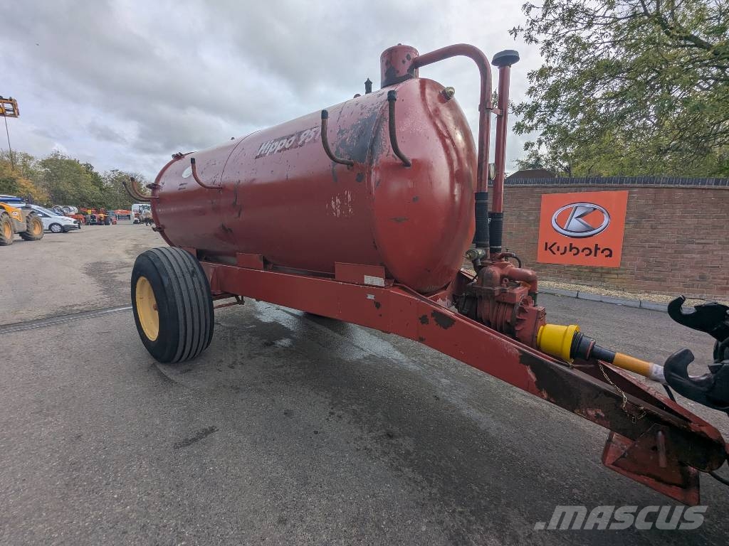 Vicon HIPPO Slurry tankers