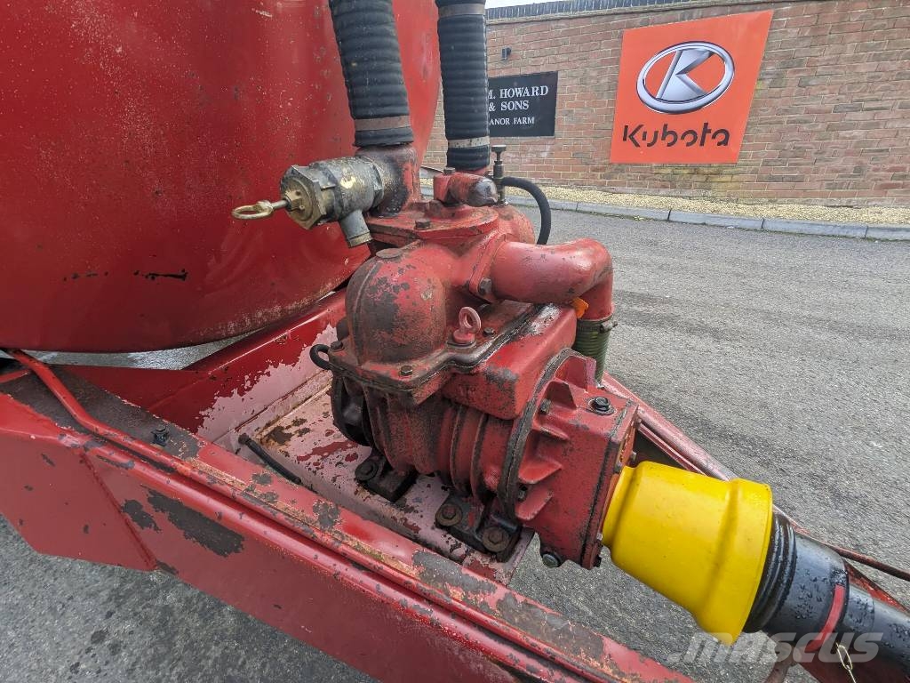 Vicon HIPPO Slurry tankers