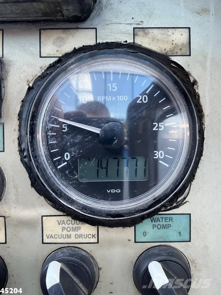 Volvo FM 500 Euro 5 MORO kolkenzuiger Camiones aspiradores/combi