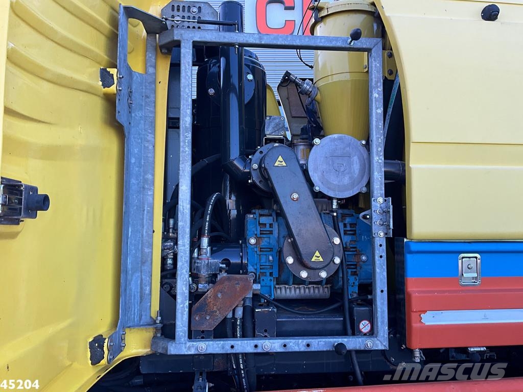 Volvo FM 500 Euro 5 MORO kolkenzuiger Camiones aspiradores/combi