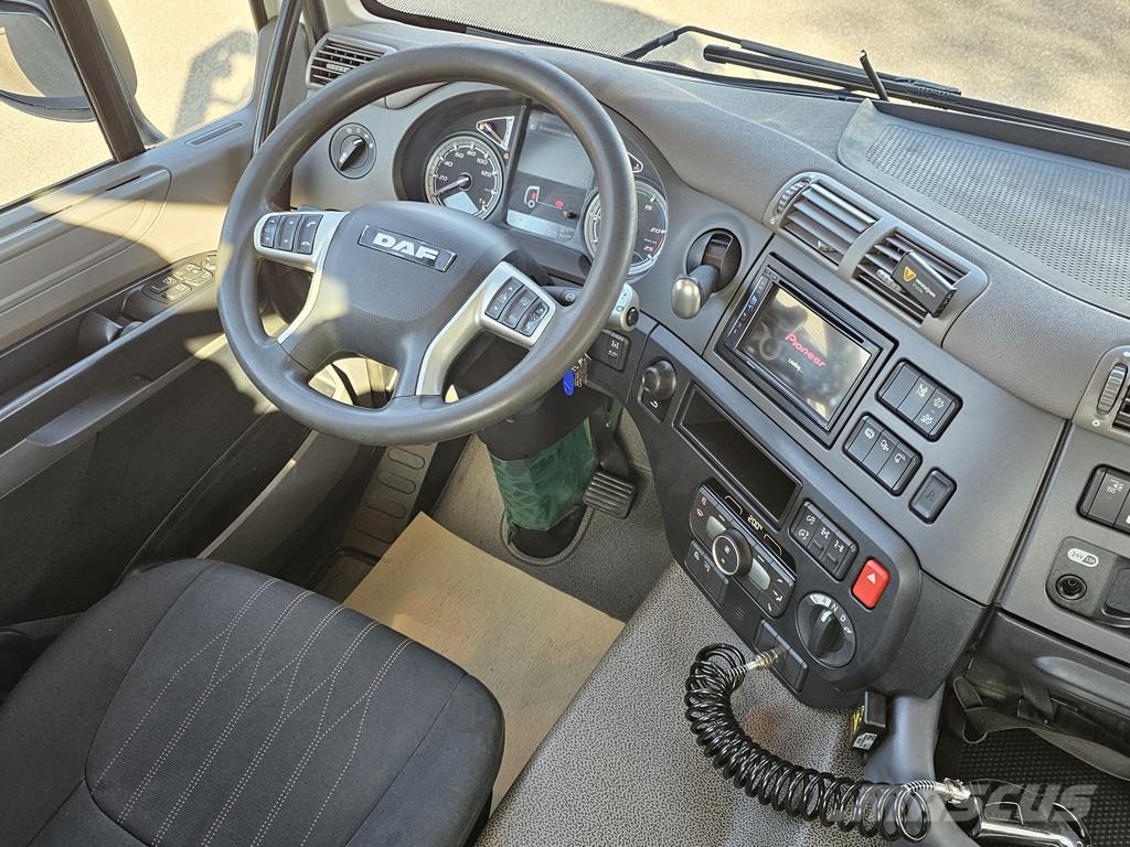 DAF CF 530 8x4 / RETARDER / FASSI F545 CRANE / KRAN / Nosturiautot
