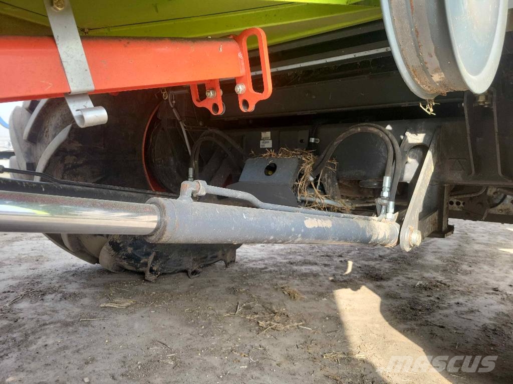 CLAAS Lexion 760 + Claas Vario 930 Moissonneuse batteuse