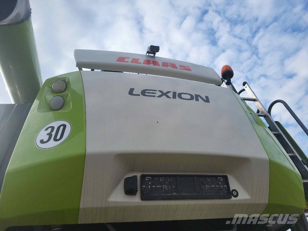 CLAAS Lexion 760 + Claas Vario 930 Moissonneuse batteuse
