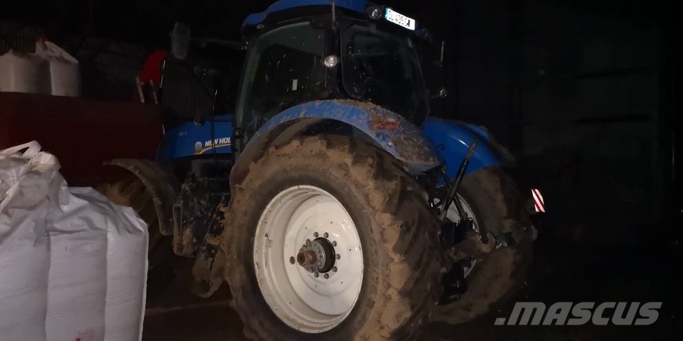 New Holland T 7.235 AC Traktorer