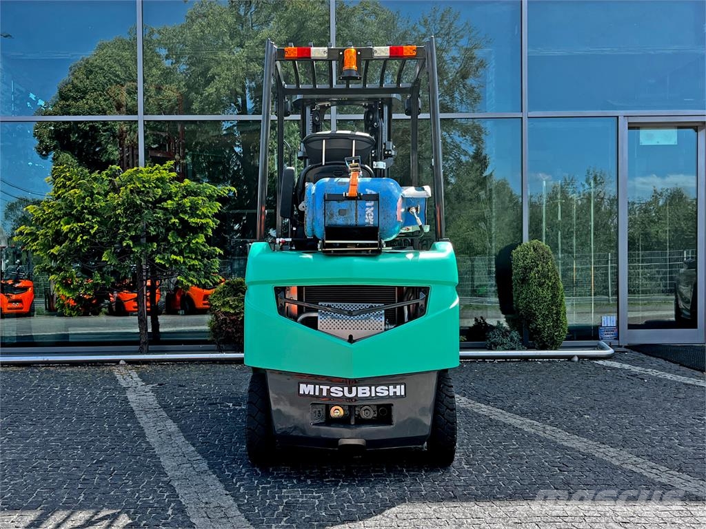 Mitsubishi FG15N Gāzes autoiekrāvēji (LPG)
